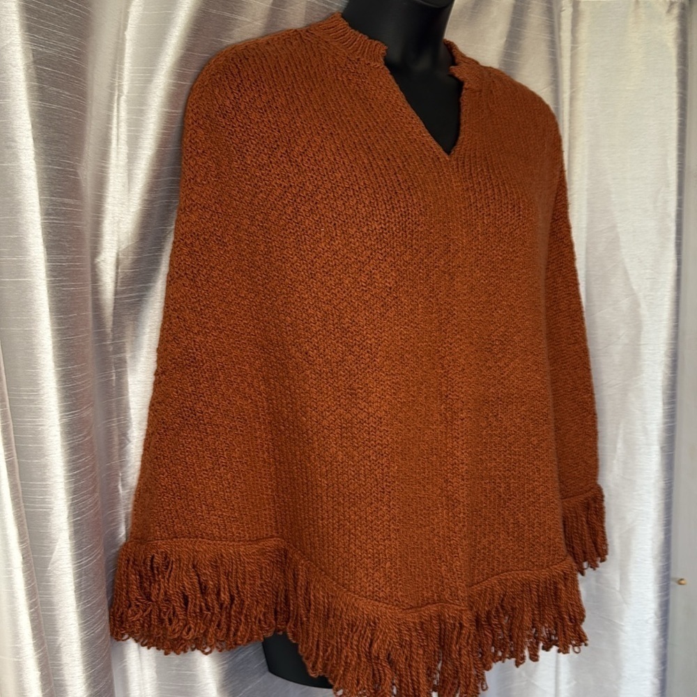Talbots Women’s S/M Orange Fringe V Neck Pima Cotton Shawl - Picture 3 of 8